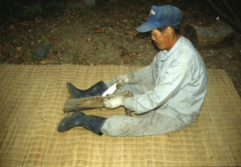 옥수수 부수는 틀