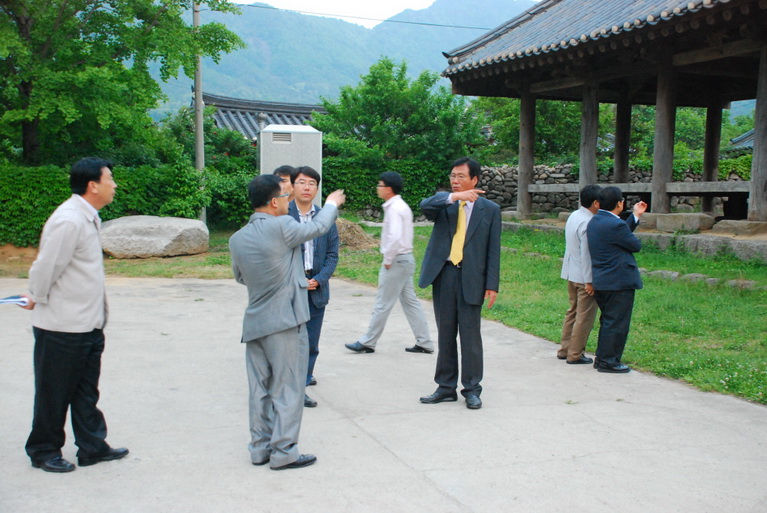 경상북도 군위군 부계면 대율리 한밤마을 민속지 - 국립민속박물관 민속현장조사 경상북도 군위군 부계면 대율리 한밤마을 민속지